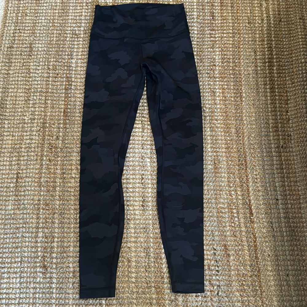 Lululemon Wunder Under leggings